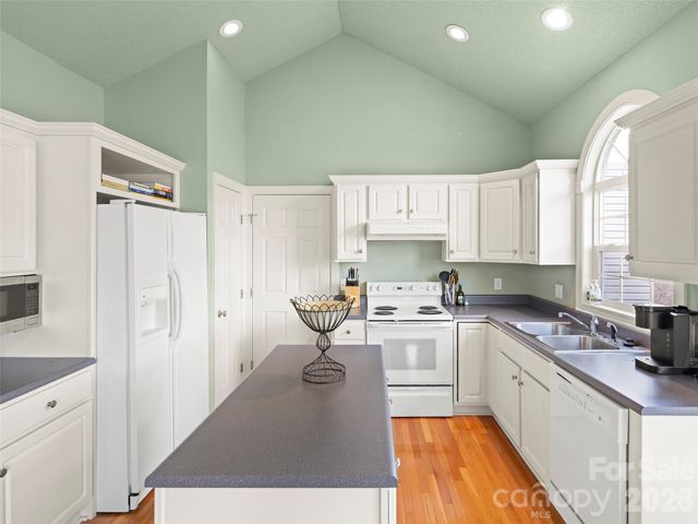109 Poppy Lane, Asheville, NC 28803