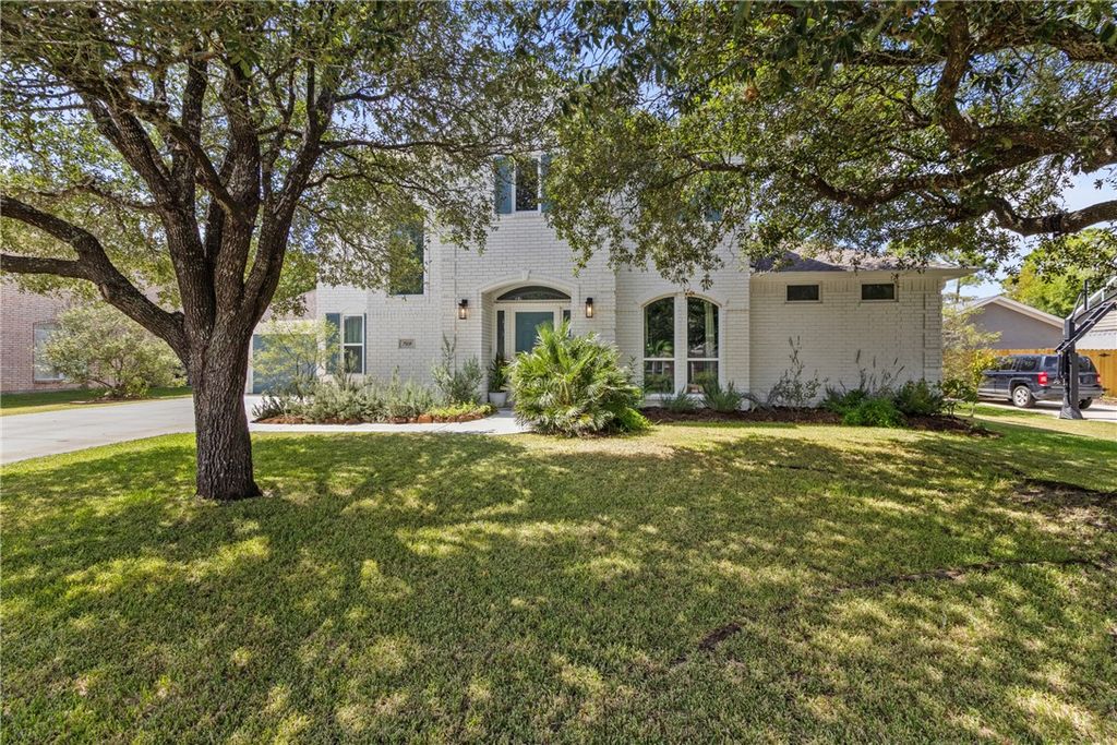 709 Putter Court, College Station, TX 77845 — exterior