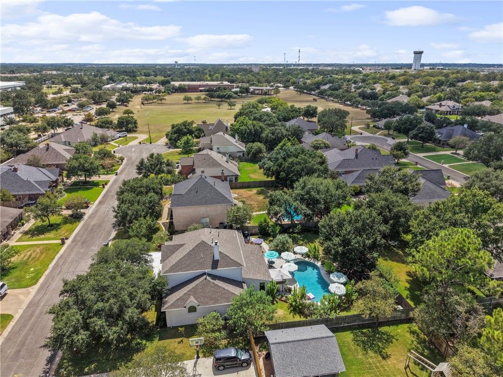 709 Putter Court, College Station, TX 77845 — photo 2