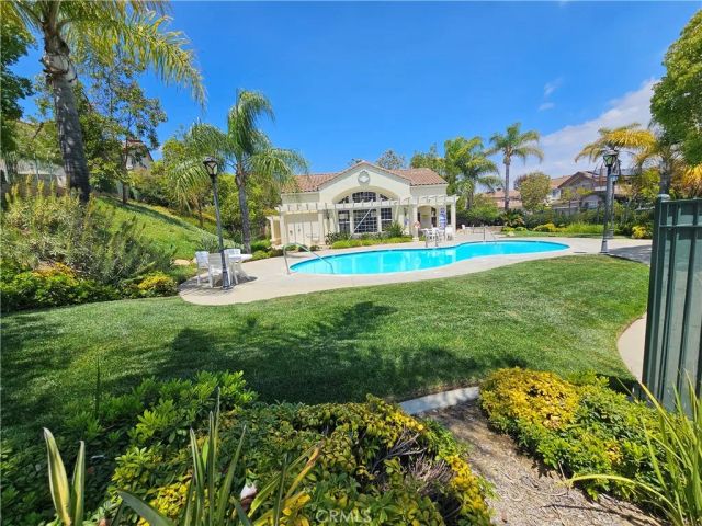 131 Brooks Court, Simi Valley, CA 93065