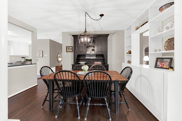 8835 Larchwood Drive, Dallas, TX 75238