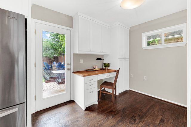 8835 Larchwood Drive, Dallas, TX 75238