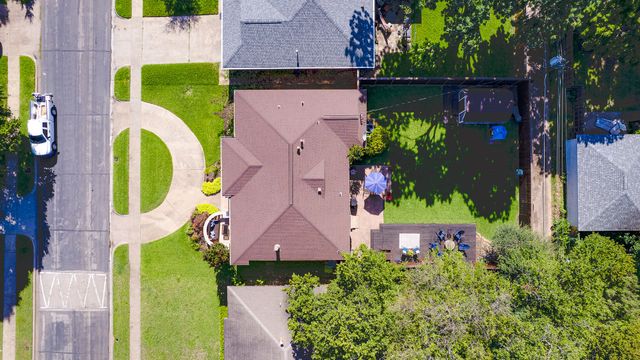 8835 Larchwood Drive, Dallas, TX 75238