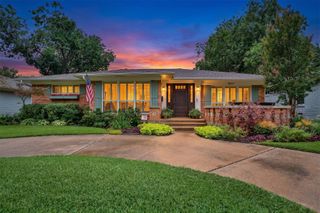 8835 Larchwood Drive, Dallas, TX 75238