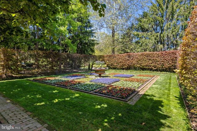 1320 HUNTSMAN LN, Gladwyne, PA 19035