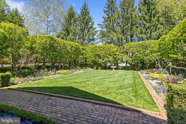 1320 HUNTSMAN LN, Gladwyne, PA 19035