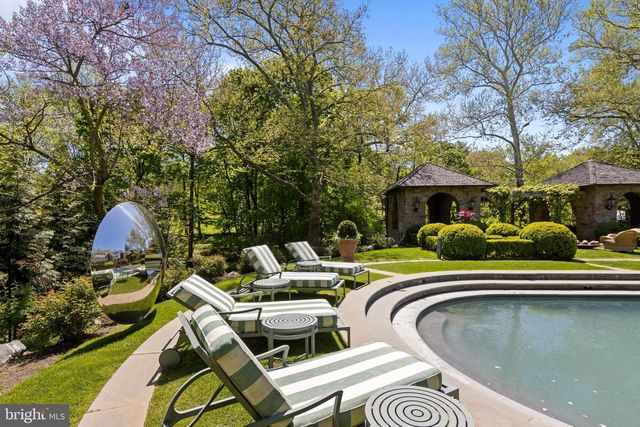 1320 HUNTSMAN LN, Gladwyne, PA 19035