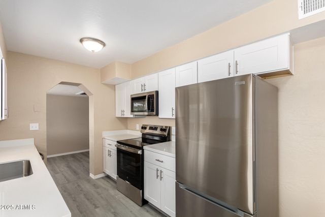 749 S LAZONA Drive, Mesa, AZ 85204