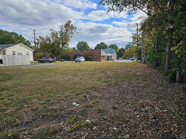 112 E Gilbreath Street, Graham, NC 27253