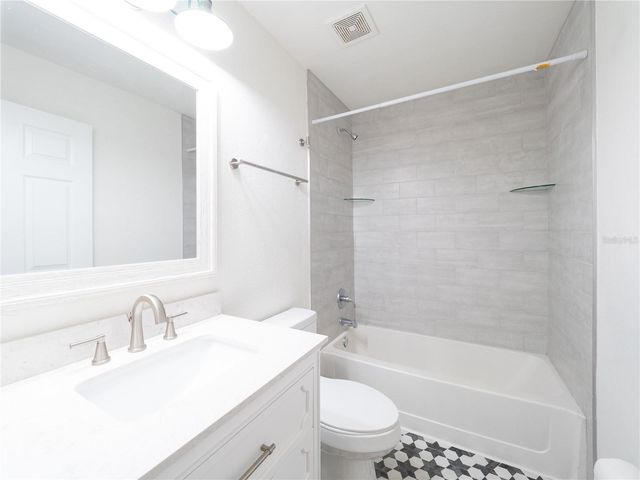 23548 FRANKLIN AVENUE, Sorrento, FL 32776