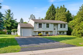 1535 Bluestem Court, Walworth, NY 14568