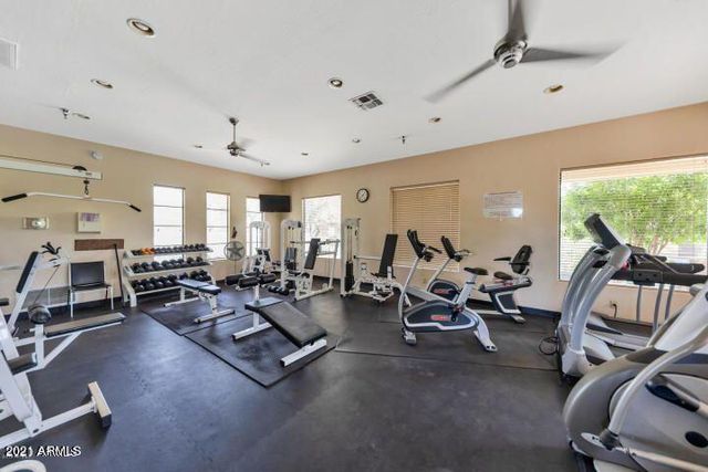 19550 N GRAYHAWK Drive 1024, Scottsdale, AZ 85255