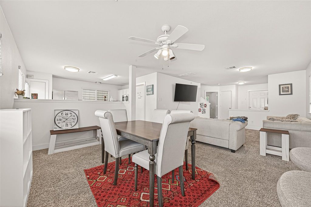 Image 17 of property listing at 6318 Torrance Elms Court, Katy, TX 77449