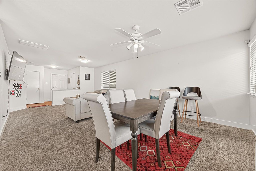 Image 18 of property listing at 6318 Torrance Elms Court, Katy, TX 77449