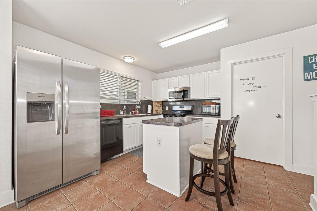 Image 21 of property listing at 6318 Torrance Elms Court, Katy, TX 77449