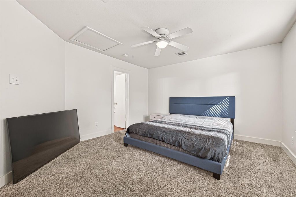 Image 27 of property listing at 6318 Torrance Elms Court, Katy, TX 77449