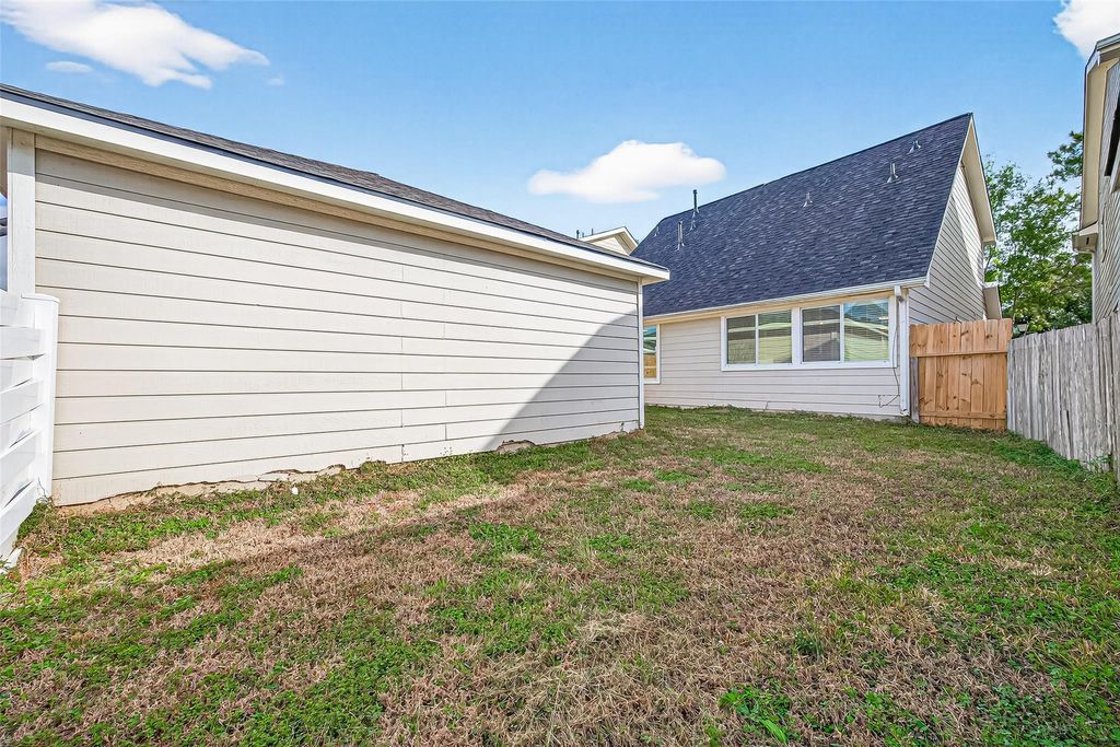 Image 48 of property listing at 6318 Torrance Elms Court, Katy, TX 77449