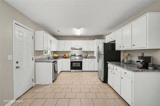 495 Robin Road, Covington, GA 30016