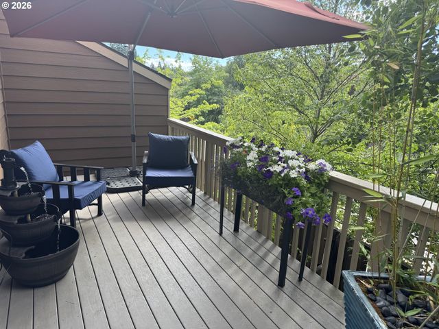 10999 Sw SAGE Ter, Portland, OR 97223