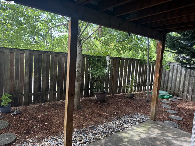 10999 Sw SAGE Ter, Portland, OR 97223