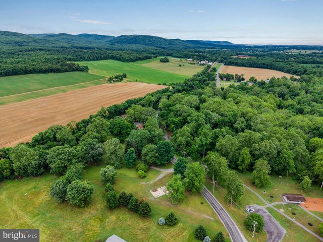 532 PINE RD, Carlisle, PA 17015