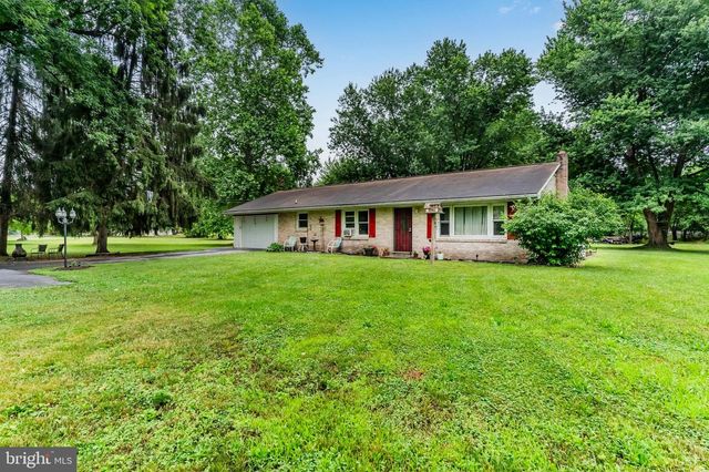 532 PINE RD, Carlisle, PA 17015