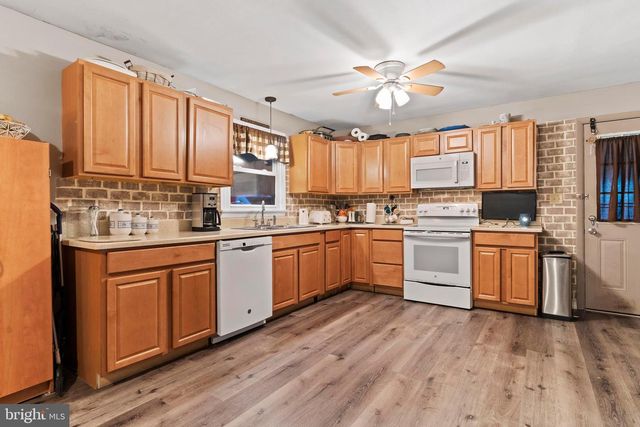 532 PINE RD, Carlisle, PA 17015