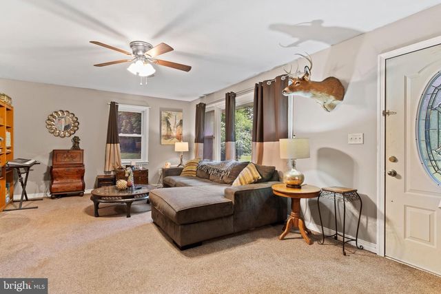 532 PINE RD, Carlisle, PA 17015