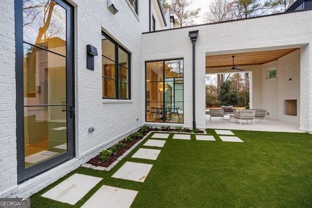 2983 Habersham Court NW, Atlanta, GA 30305