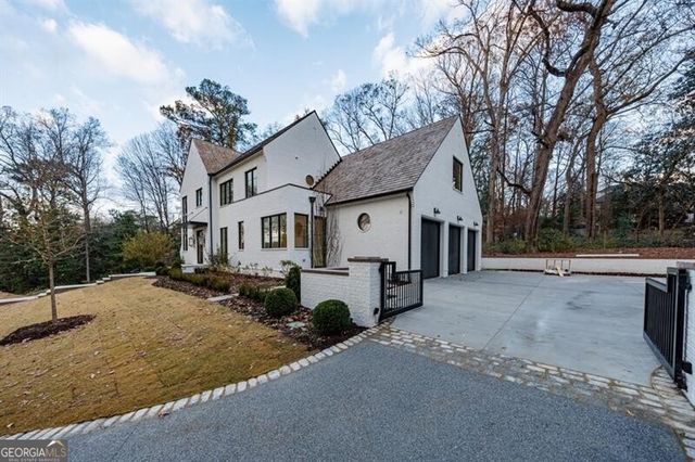 2983 Habersham Court NW, Atlanta, GA 30305