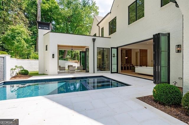 2983 Habersham Court NW, Atlanta, GA 30305