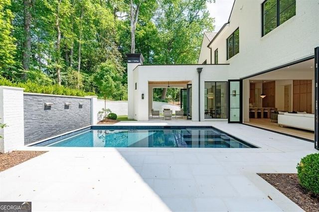 2983 Habersham Court NW, Atlanta, GA 30305