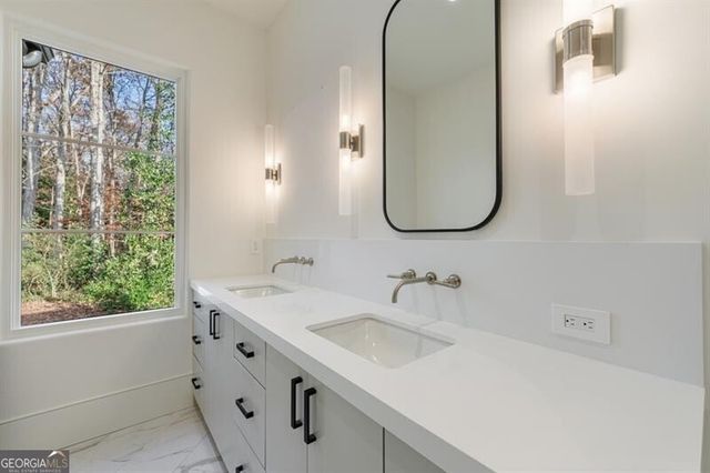 2983 Habersham Court NW, Atlanta, GA 30305