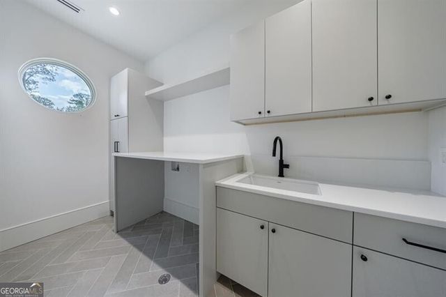 2983 Habersham Court NW, Atlanta, GA 30305