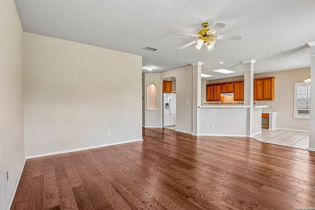 2430 Rogers Loop, San Antonio, TX 78258