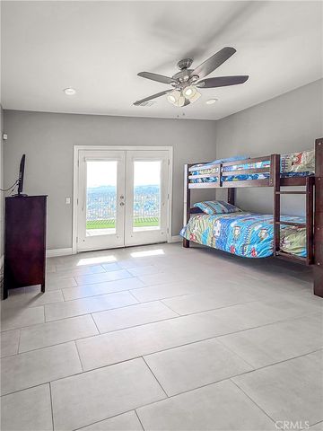 449 Skylark, San Bernardino, CA 92405