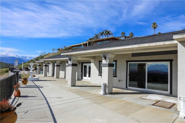 449 Skylark, San Bernardino, CA 92405