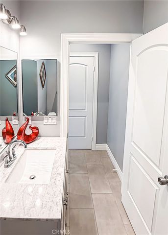 449 Skylark, San Bernardino, CA 92405