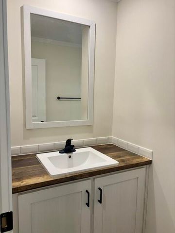 116 Navajo CIR, Henry, VA 24102