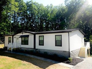 116 Navajo CIR, Henry, VA 24102