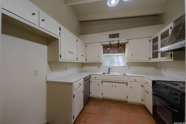 2923 Albin, San Antonio, TX 78209