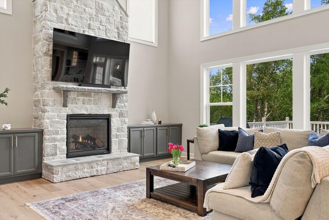 810 Westchester Cir, Hendersonville, TN 37075