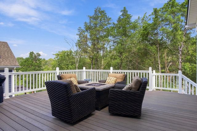 810 Westchester Cir, Hendersonville, TN 37075