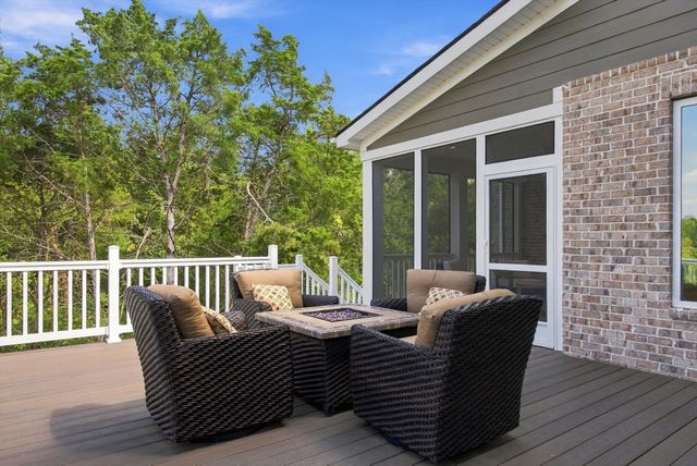 810 Westchester Cir, Hendersonville, TN 37075