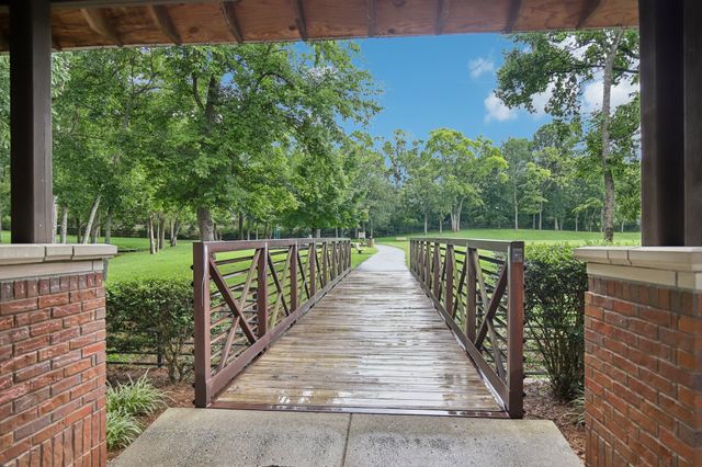 810 Westchester Cir, Hendersonville, TN 37075