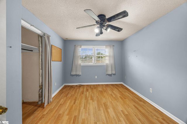 101 Hendrix Court, Boiling Springs, SC 29316