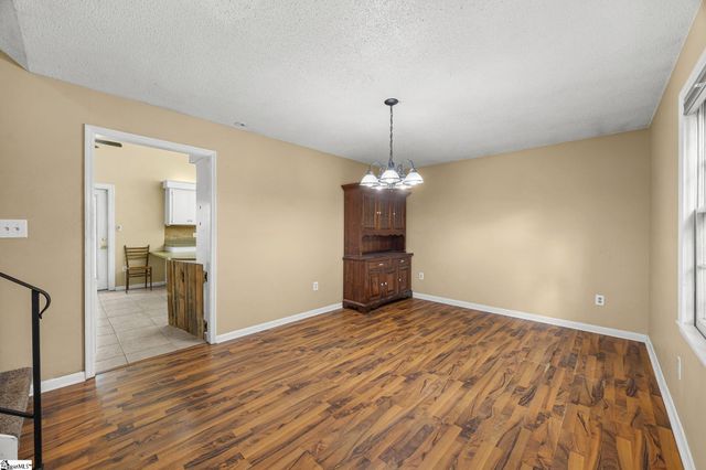 101 Hendrix Court, Boiling Springs, SC 29316