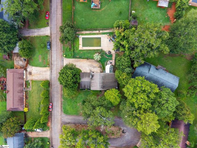 101 Hendrix Court, Boiling Springs, SC 29316