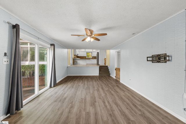 101 Hendrix Court, Boiling Springs, SC 29316