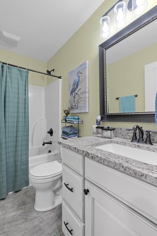 221 Jackson Cir, Tullahoma, TN 37388